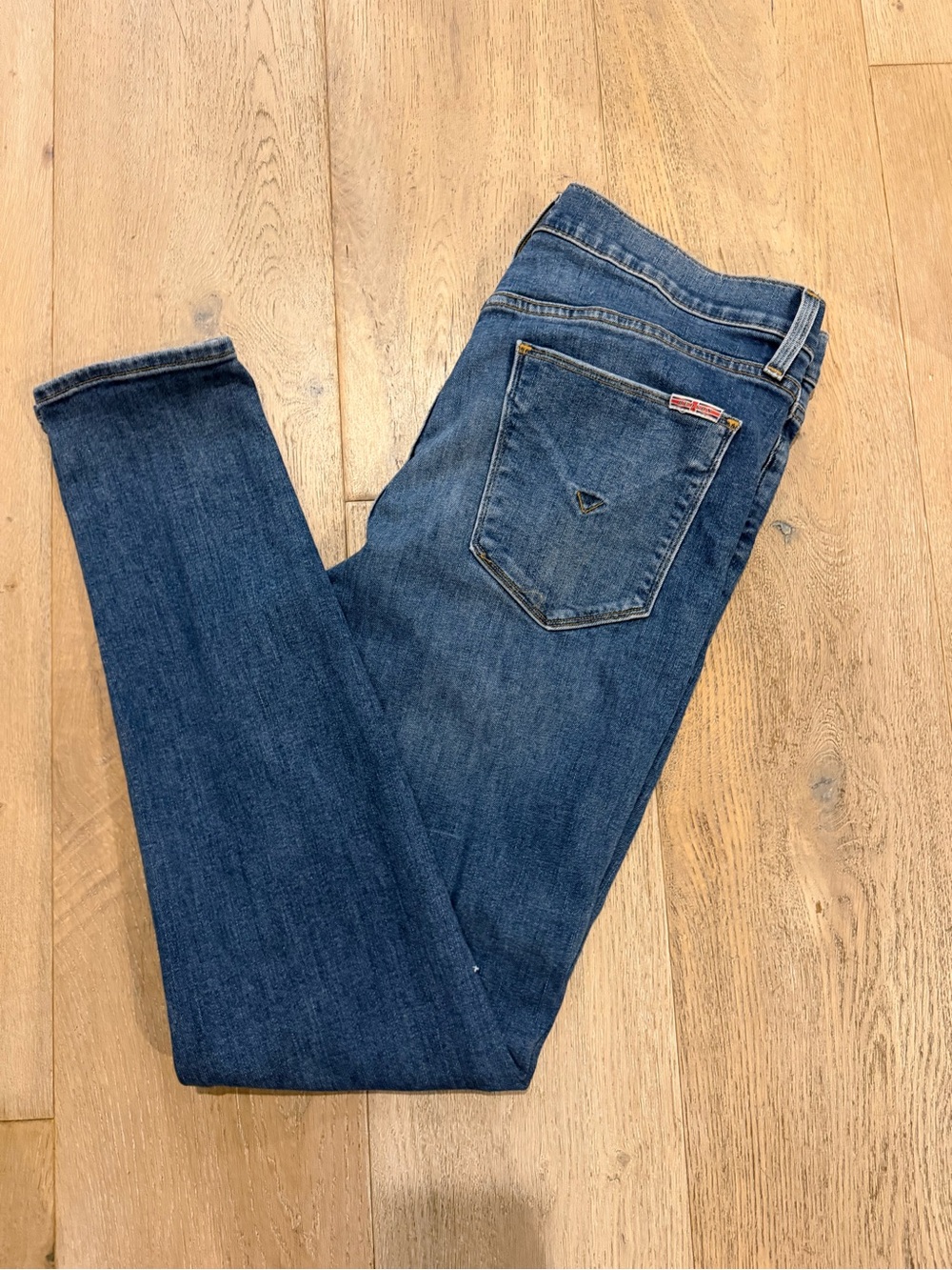 Hudson Jeans Women's Skinny in Medium Blue Wash